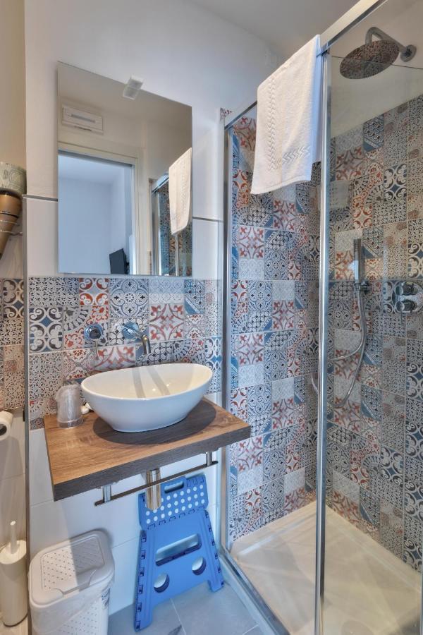 Sofia Holiday Otel Riomaggiore Dış mekan fotoğraf